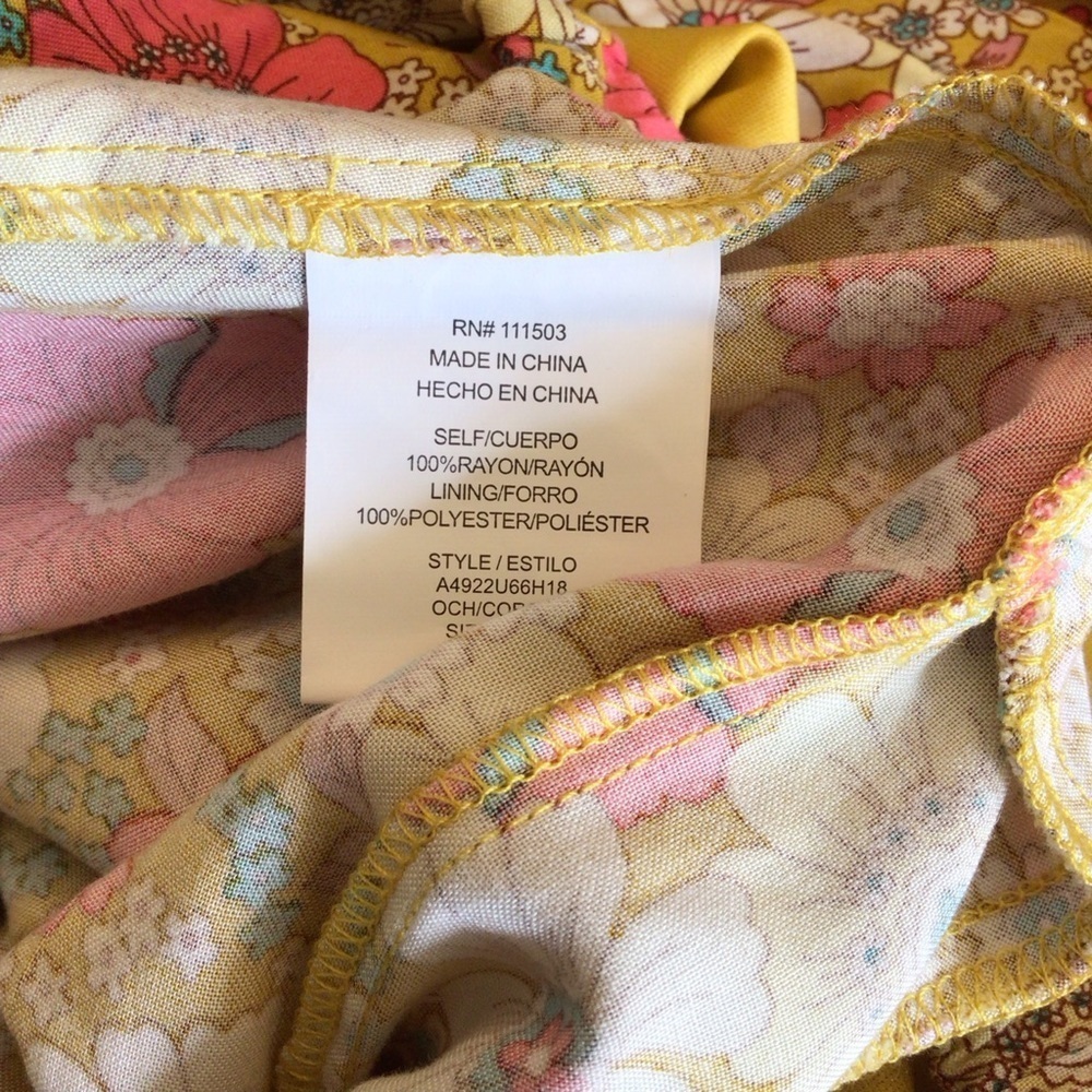 Lily Rose Juniors Yellow Floral Criss Cross Back Romper Size XXL - Picture 8 of 9